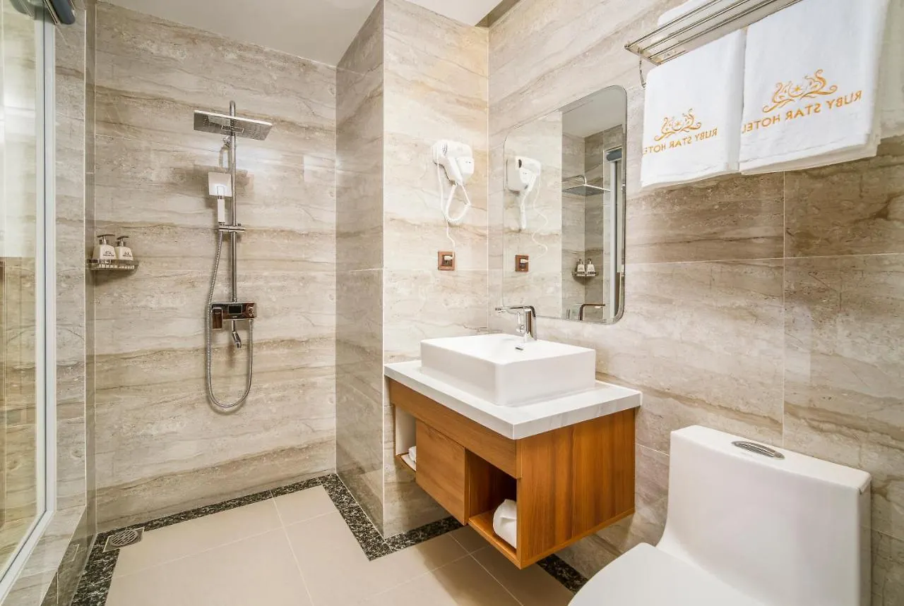 Ruby Star Da Nang Hotel