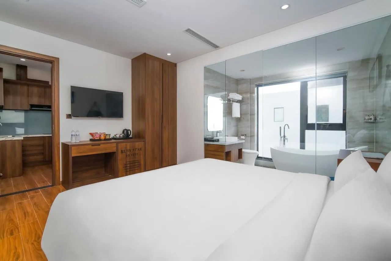 Ruby Star Da Nang Hotel